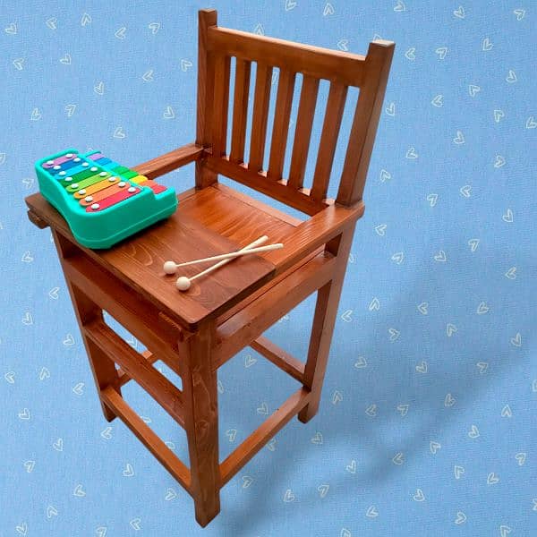 wooden high chair for kids / toddlers 2