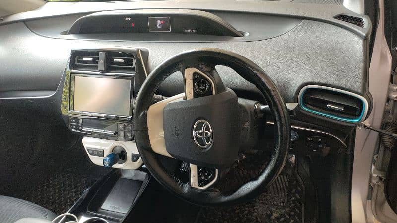 Toyota Prius 2016 4