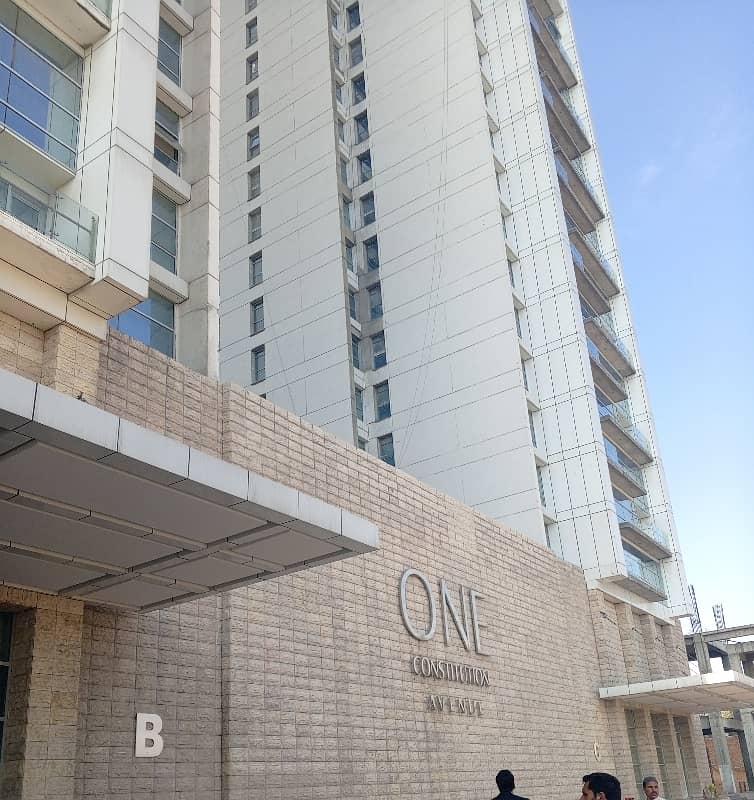 4 Bed with Servant Luxury Fully Furnished Apartment Available On Rent Best View On High Floor 25