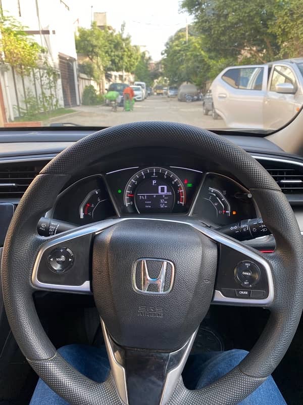 Honda Civic Oriel 2020 7