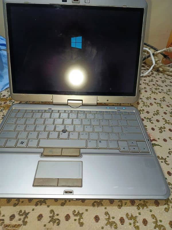 HP EliteBook 2740p Tablet PC 1