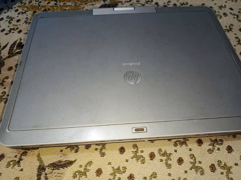 HP EliteBook 2740p Tablet PC 3