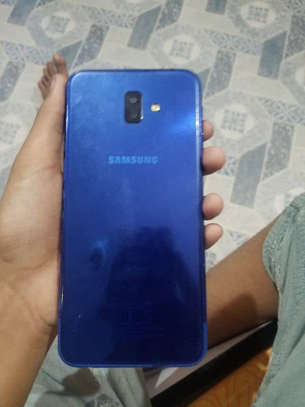 I am selling my phone samsung galaxy j6 plus 1