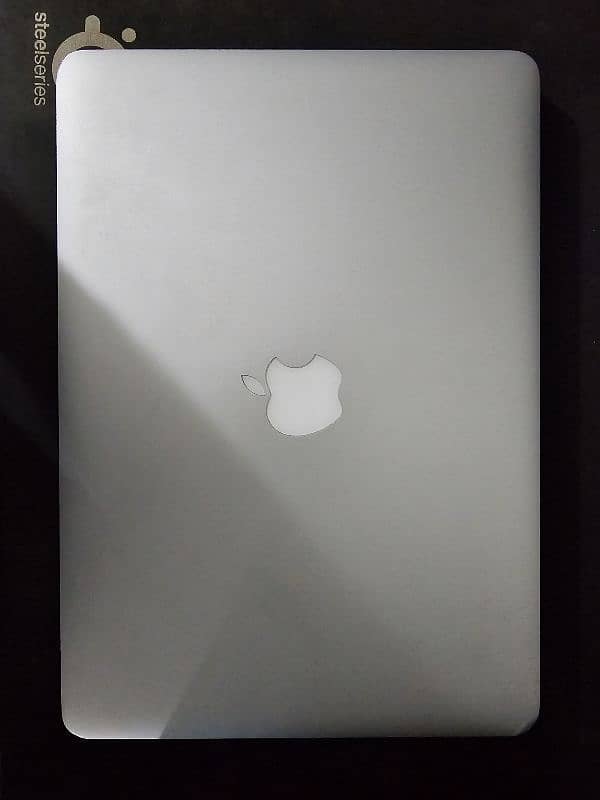 Macbook AIR 2013 silver 0