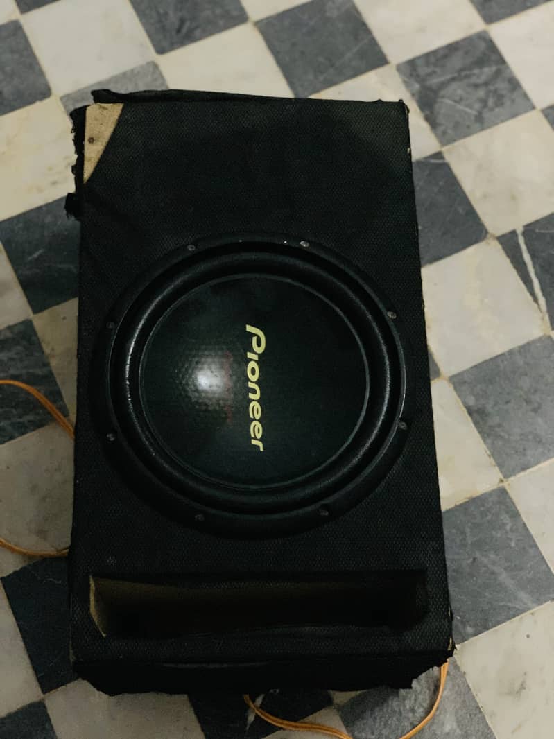 Original pioneer woofer with 2 channel original amplifier 2