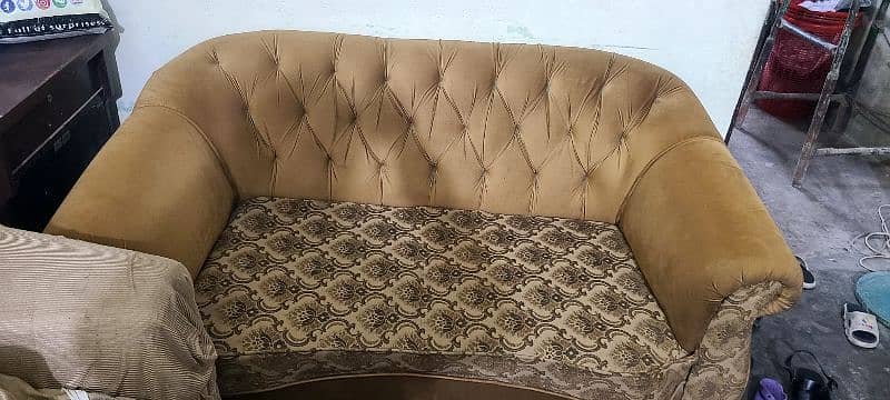 new poshish sofa 2