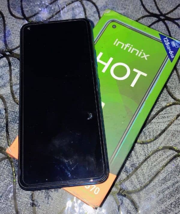 Infinix Hot 10 6/128 in good condition 1