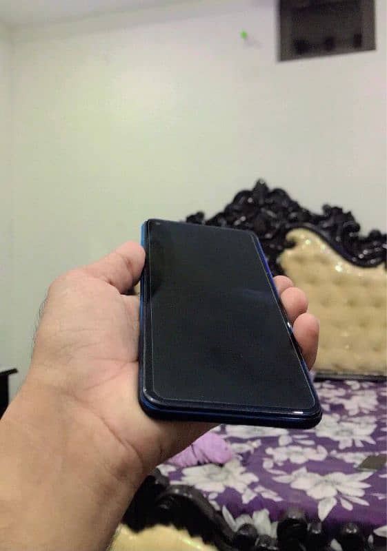 Infinix Hot 10 6/128 in good condition 5