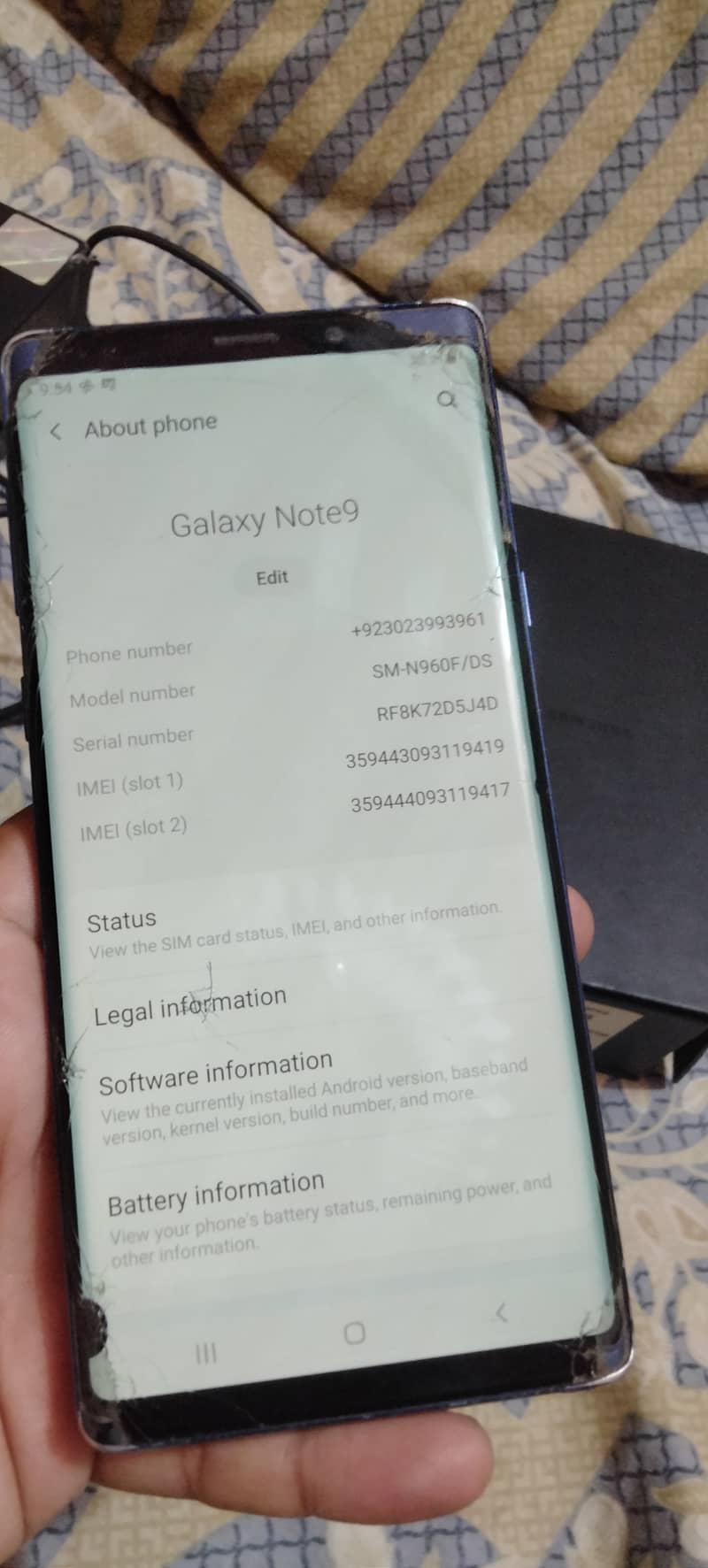 Hello I'm selling my Samsung Galaxy Note 9 dull sim official approval 3