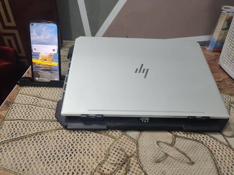 HP ELITE BOOK 1050 G1 / GAMING LAPTOP 6