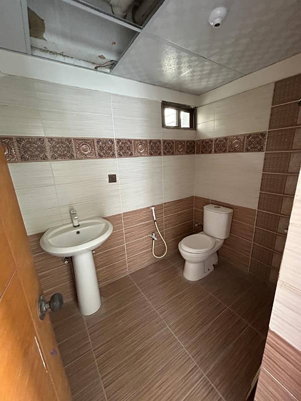 3 BED DD FLAT FOR SALE IN GULSHAN E IQBAL BLOCK 13 E 1