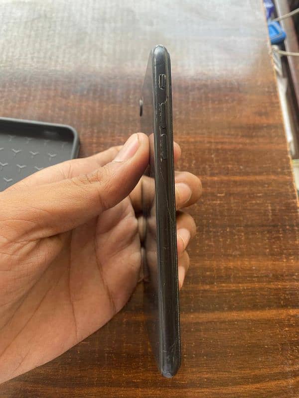 iphone Xr jv what'sapp num 03246341426 price kum nhi hogi 3