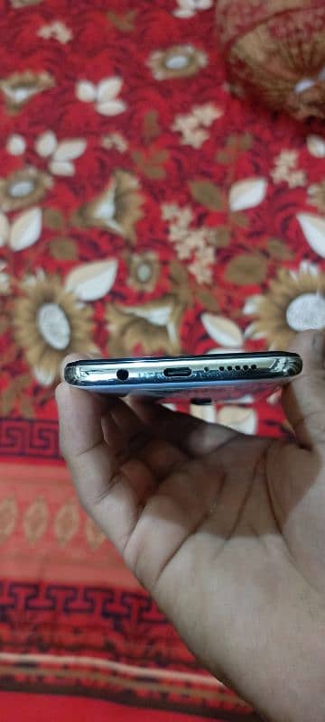 Redmi note 8 pro 6 gb ram 128 gb rom 3