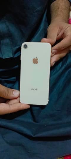 i phone 8 64 gb factory unlock  batrry helth 78 all original.