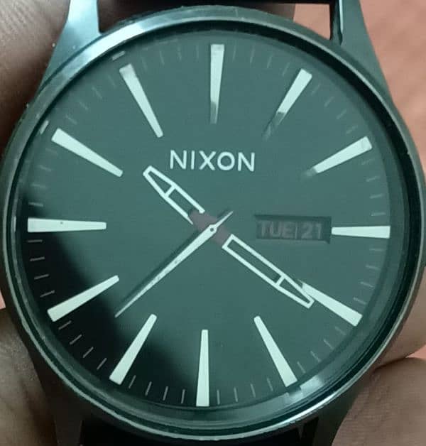 Nixon quartz watch 1