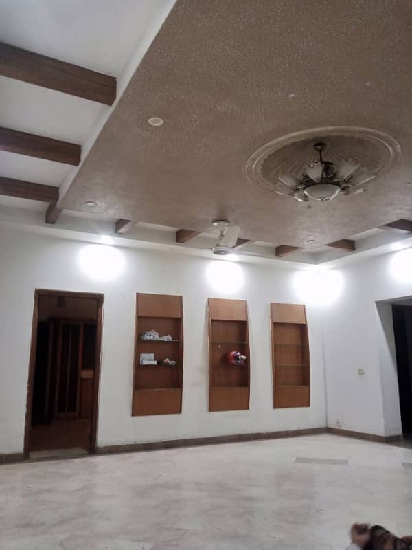 10 marla 4bed house available for rent in dha phase 4 1