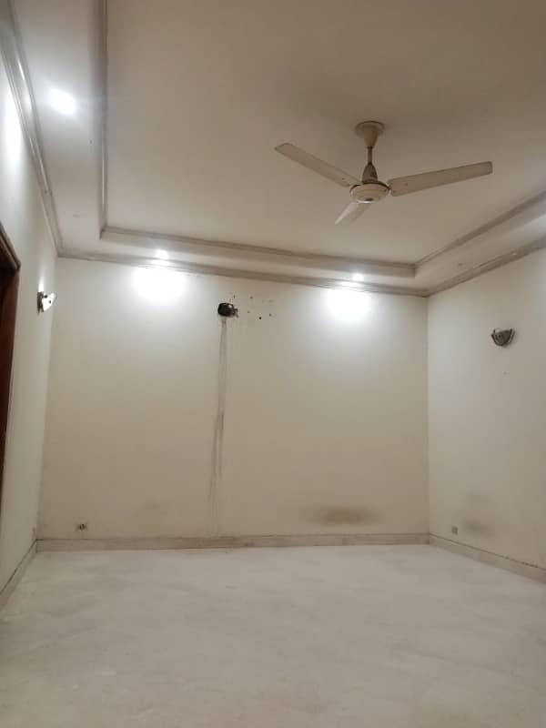 10 marla 4bed house available for rent in dha phase 4 13