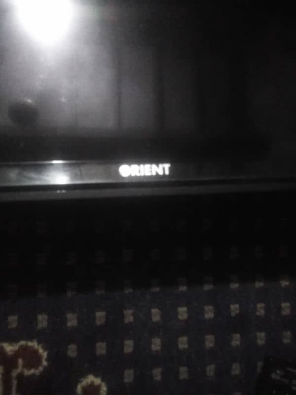 Led Orient 40inhces 4