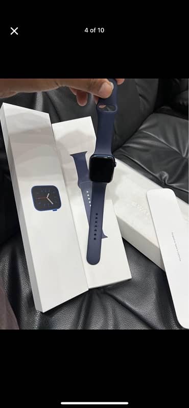 Apple watch blue series 6 4