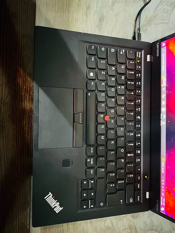 Lenovo thinkpad X1 carbon | core i5 8th gen | 14 inch display 5