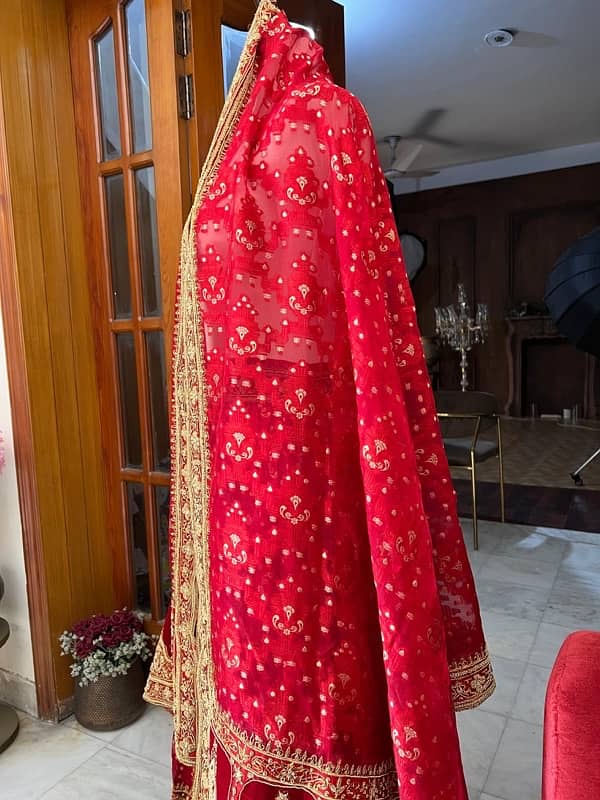 Bridal lehnga/wedding dress 3