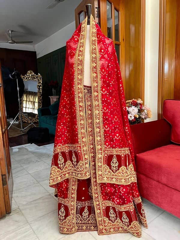 Bridal lehnga/wedding dress 5