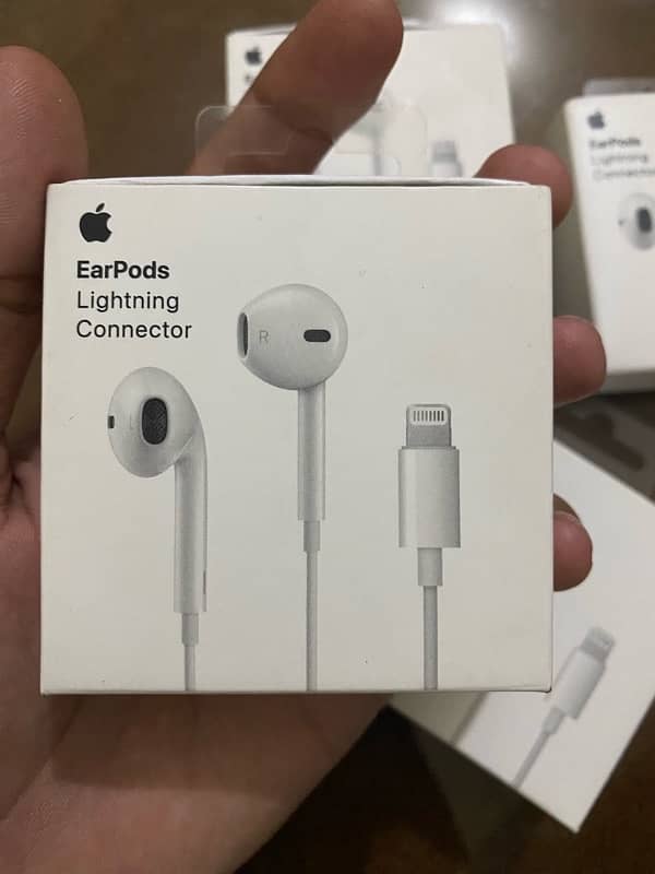 Apple Earpods Lightning Connector 5