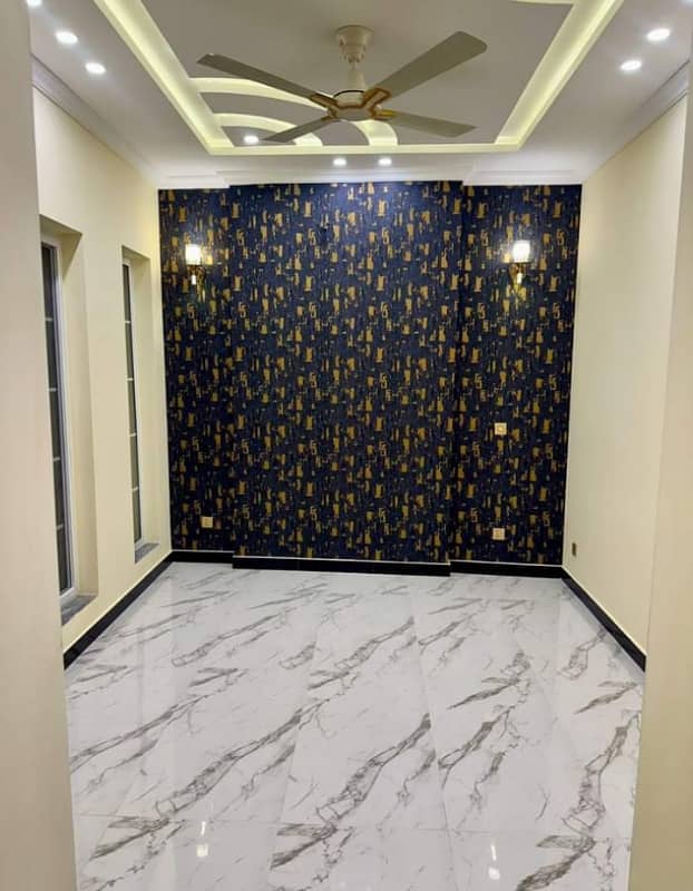 Rawalpindi Bahria Town phase8 1 kanal brand new upper protion for rent 1