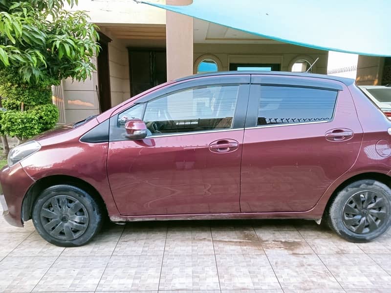 Toyota Vitz 2011 7