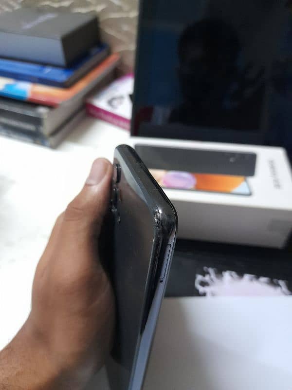 Samsung  A32 good condition 8