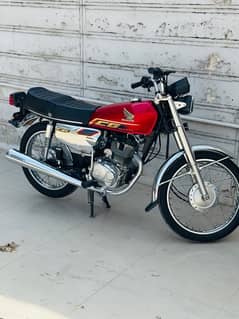 Honda 125 Special Edition