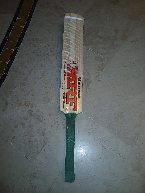 MRF Bat for hard ball 0