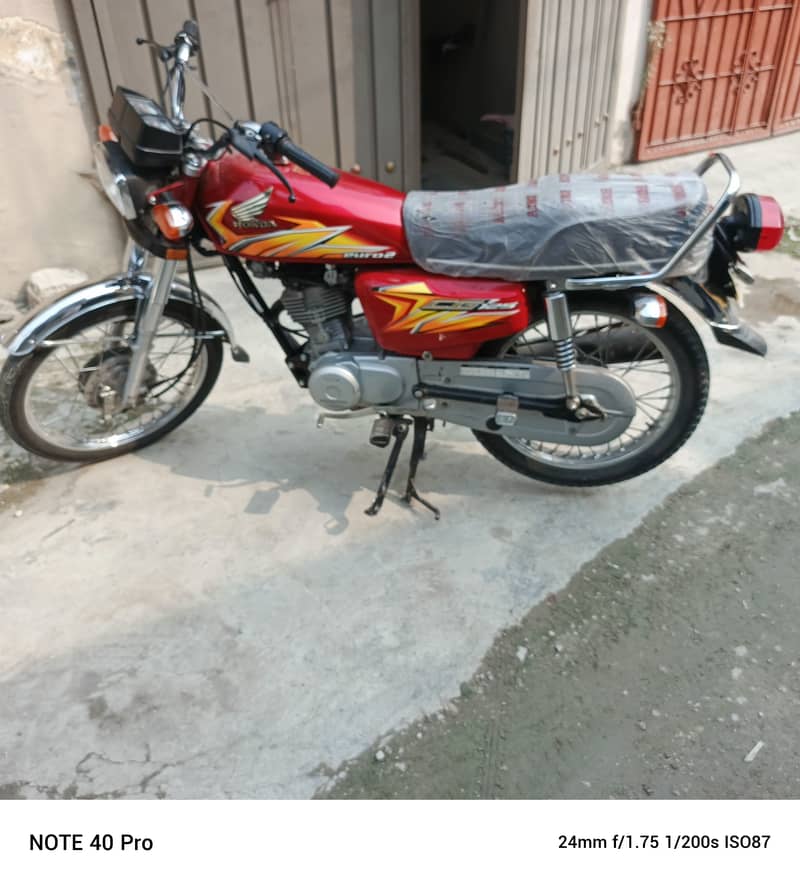 Honda CG 125 2021 8