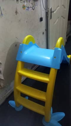 children slide look like new