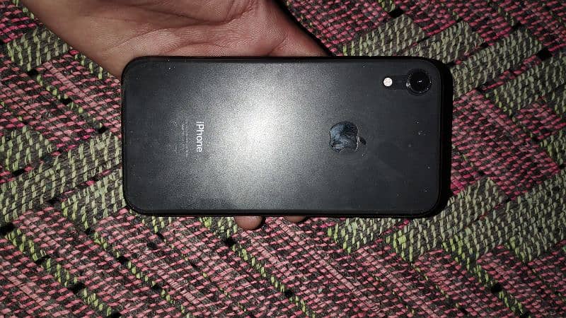 iPhone xr non PTA 1