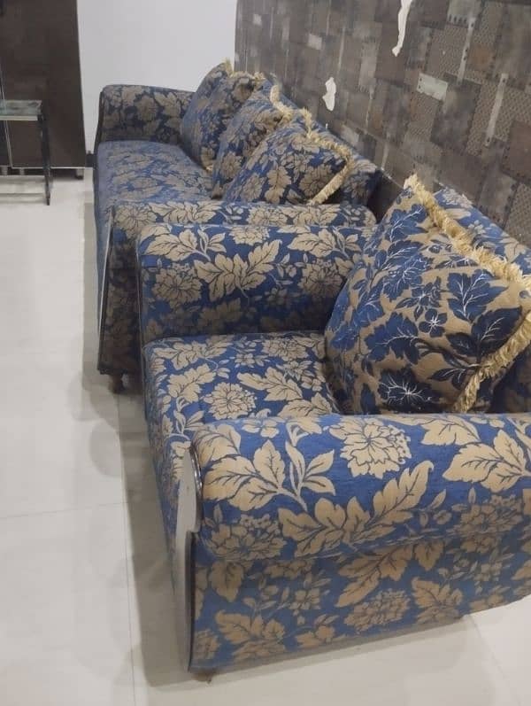 Luxury Sofa set in premium fabric (6 seater) 1