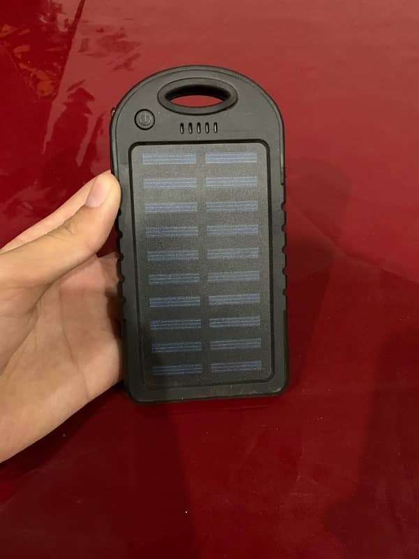 25000 mAh Solar power bank 2