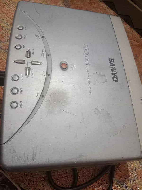 Sanyo Projector 1