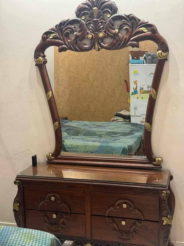 Sheesham wood carving furniture 2