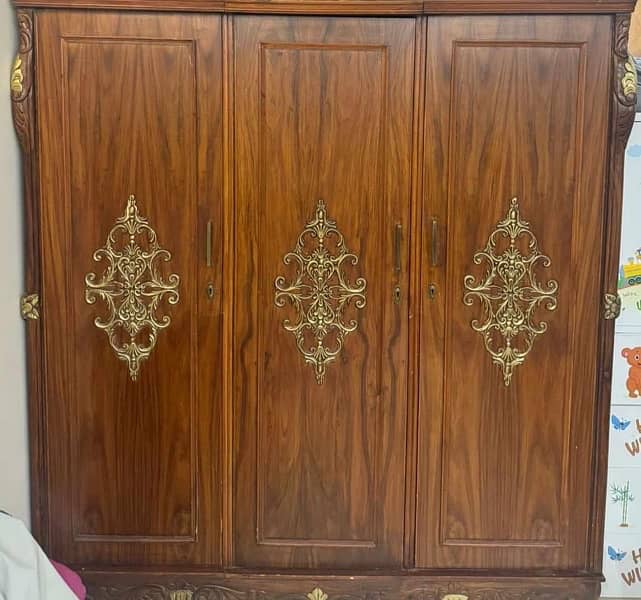 Sheesham wood carving furniture 3