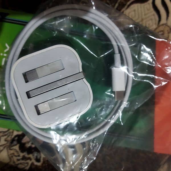 I phone charger 0