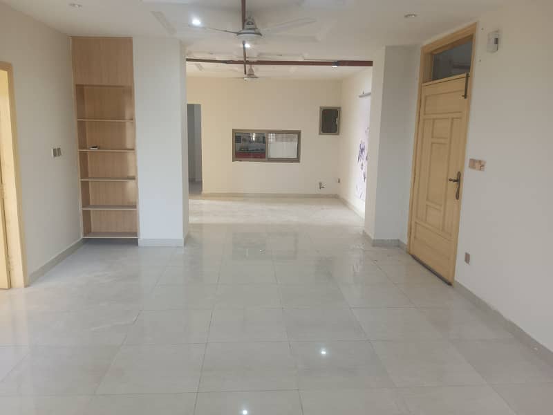 3-Bedroom APPRTMENT Available for Rent Gulberg Green Islamabad 0