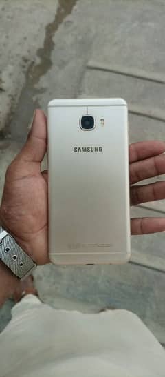 Samsung C7