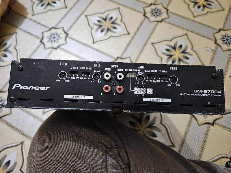 Pioneer 4 Channel original Amplifier 2