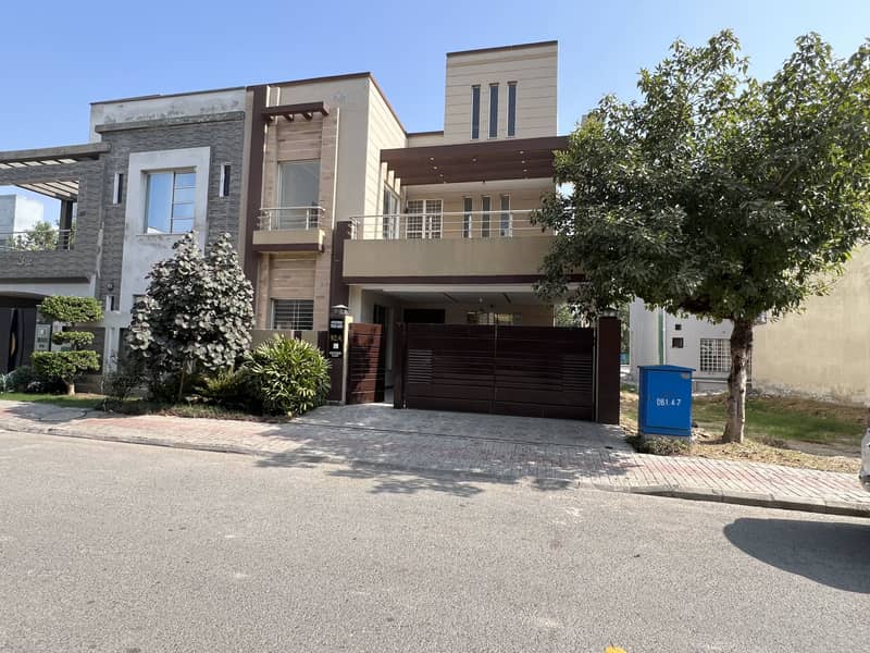 BEAUTIFUL HOUSE 8 MARLA WITH SNGPL CONNECTION OPPOSITE BAHRIA SCHOOL AVAILABLE FOR SALE IN PHASE ONE BAHRIA ORCHAD 0