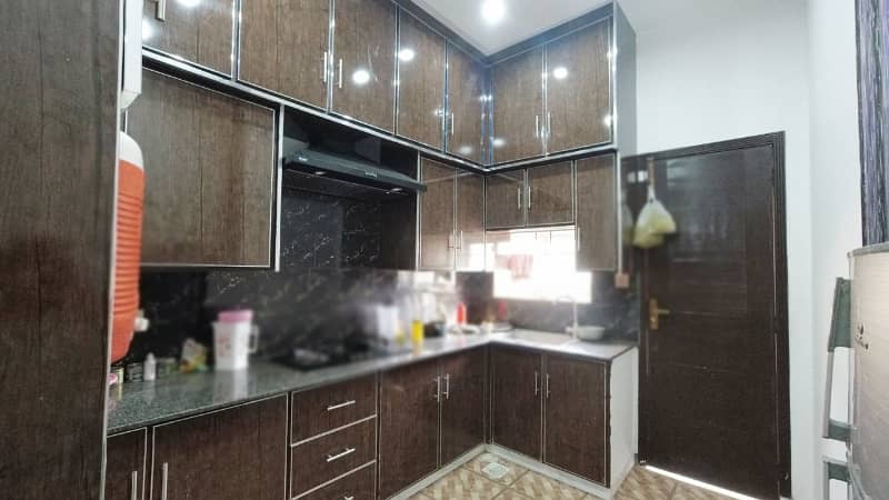 FURNISHED 5 MARLA HOUSE IN PRIME LOCATION OF BAHRIA ORCHARD AVAILABLE FOR SALE 10