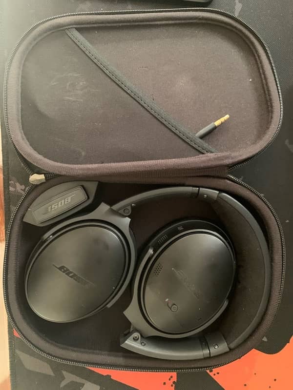 Bose QuietComfort 35 1