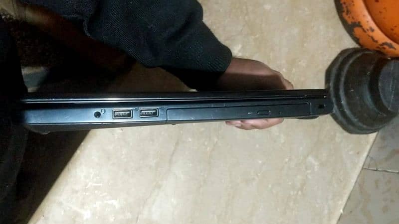 Dell inspiron 5559 Gaming laptop with 6gb graphic card  only 45000 5