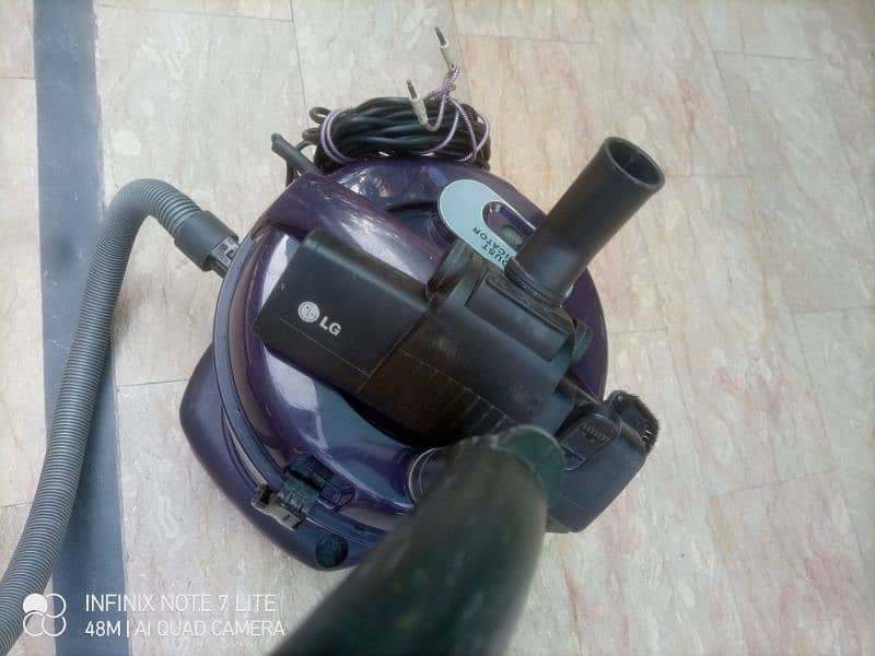 LG Vacuum Cleaner extra super 1