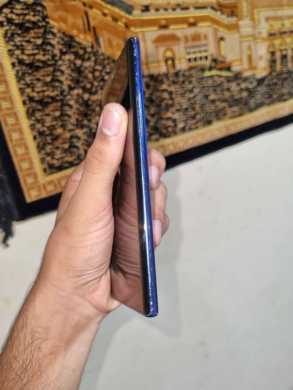 Note 10 plus 4